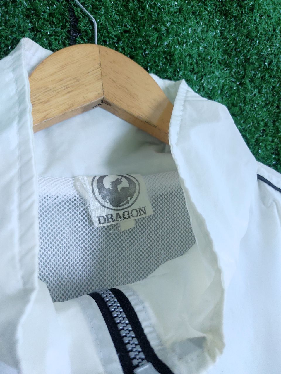 Japanese Brand × Vintage Vintage Embroidered Dragon White Jacket Size US L / EU 52-54 / 3 - 5 Thumbnail