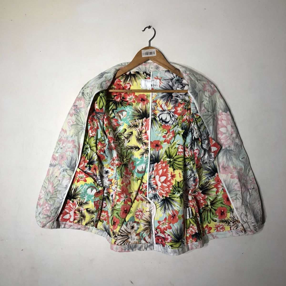 Japanese Brand New Style Cultural Survives by Bean's Floral Kanye Style Size US S / EU 44-46 / 1 - 8 Thumbnail