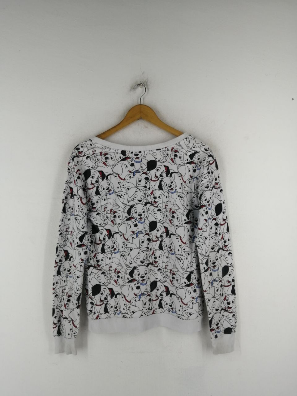 Disney × Vintage Overprinted 101 Dalmatian Dogs Sweatshirt Size US S / EU 44-46 / 1 - 2 Thumbnail