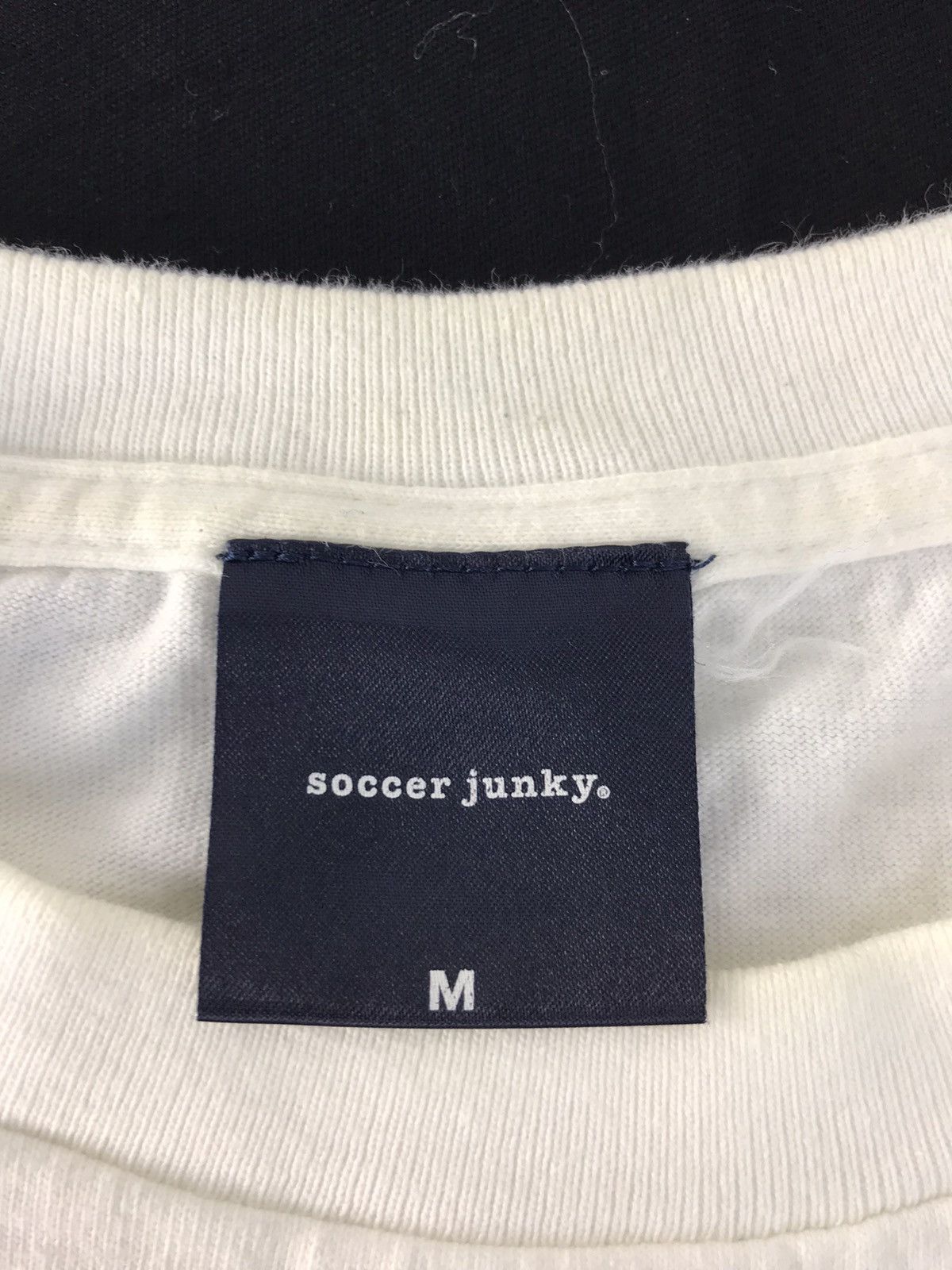 Vintage Soccer Junky Bad Fellow All Legendary Footballer Tee K1042j Size US L / EU 52-54 / 3 - 3 Thumbnail