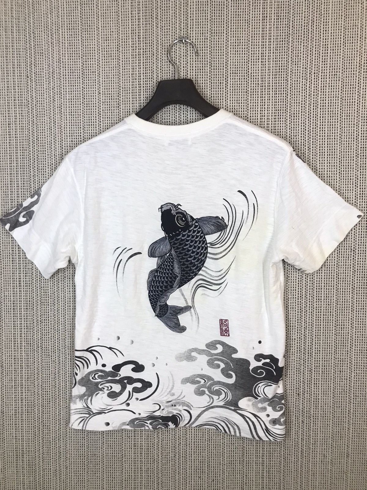 Japanese Brand ‼️KARAKURI SUKAJAN TSHIRT KOI‼️ Size US M / EU 48-50 / 2 - 1 Thumbnail