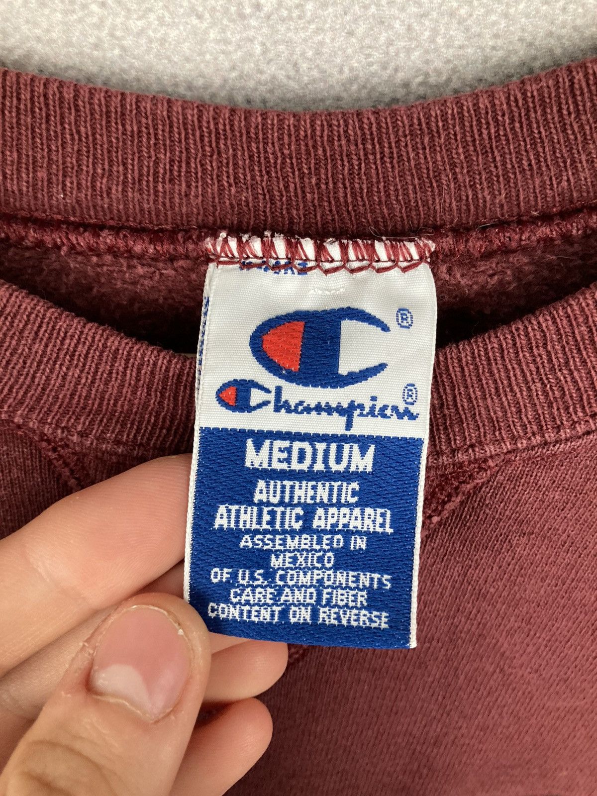 Champion Vintage Champion Crewneck Reverse 90s Boxy Fit Logo Size US M / EU 48-50 / 2 - 6 Thumbnail