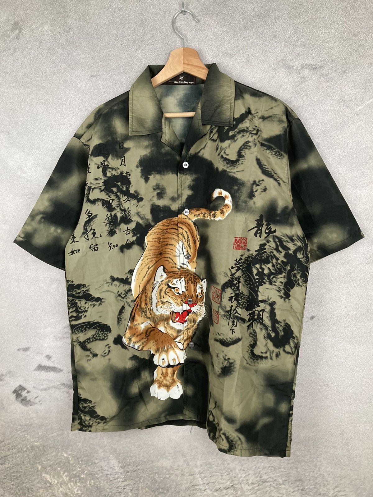 Vintage Vintage Tiger Animal Shirt 90s Graphic Full Print Size US L / EU 52-54 / 3 - 2 Thumbnail