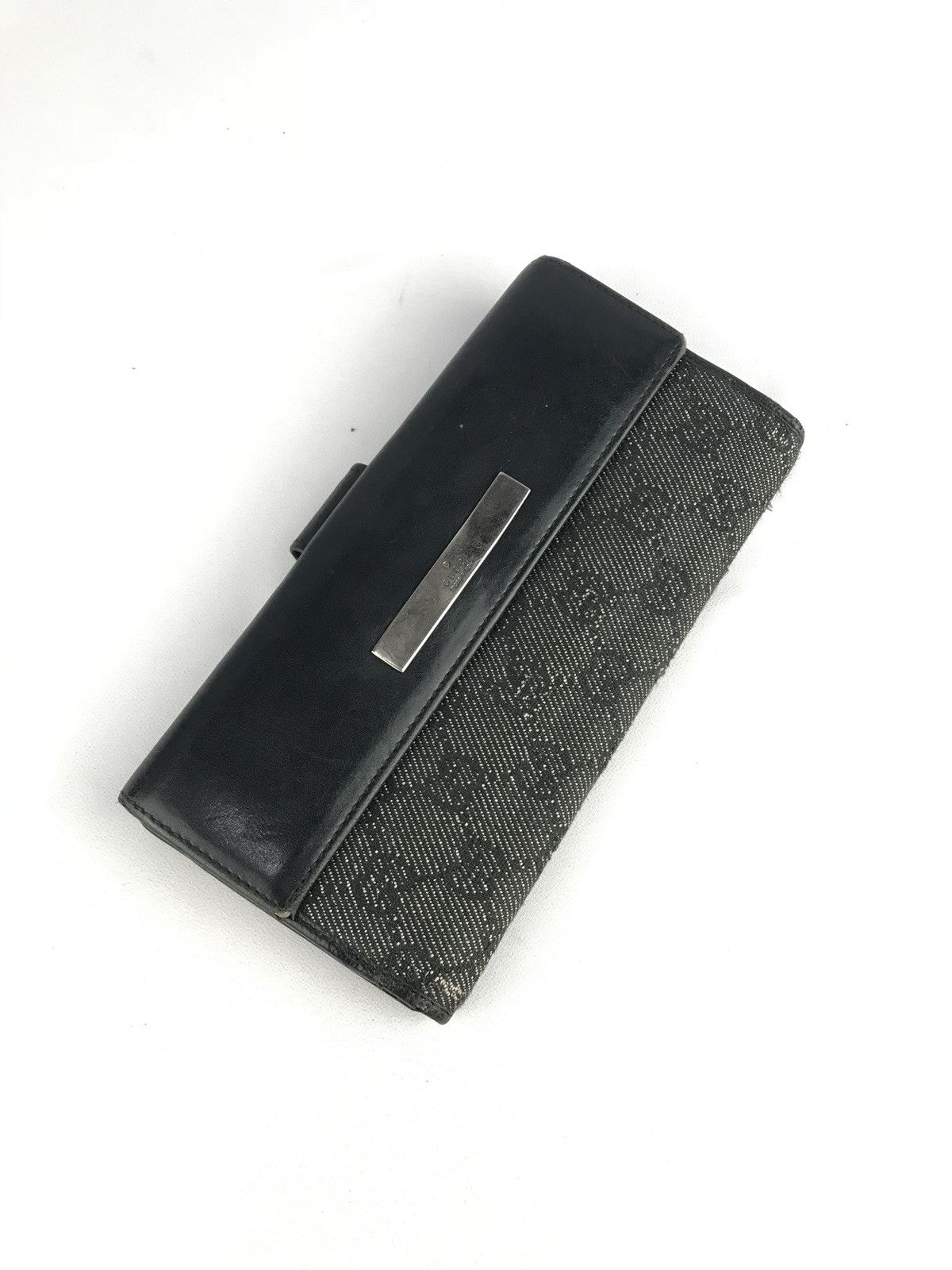 Gucci ❌Last Drop❌ Authentic Gucci Long Wallet Size ONE SIZE - 1 Thumbnail