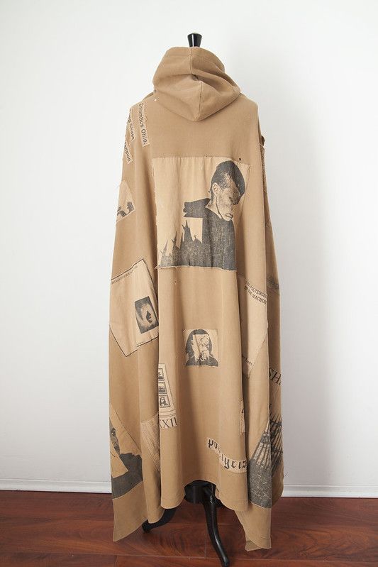 Raf Simons AW05 Poltergeist patched cape Size US M / EU 48-50 / 2 - 5 Thumbnail