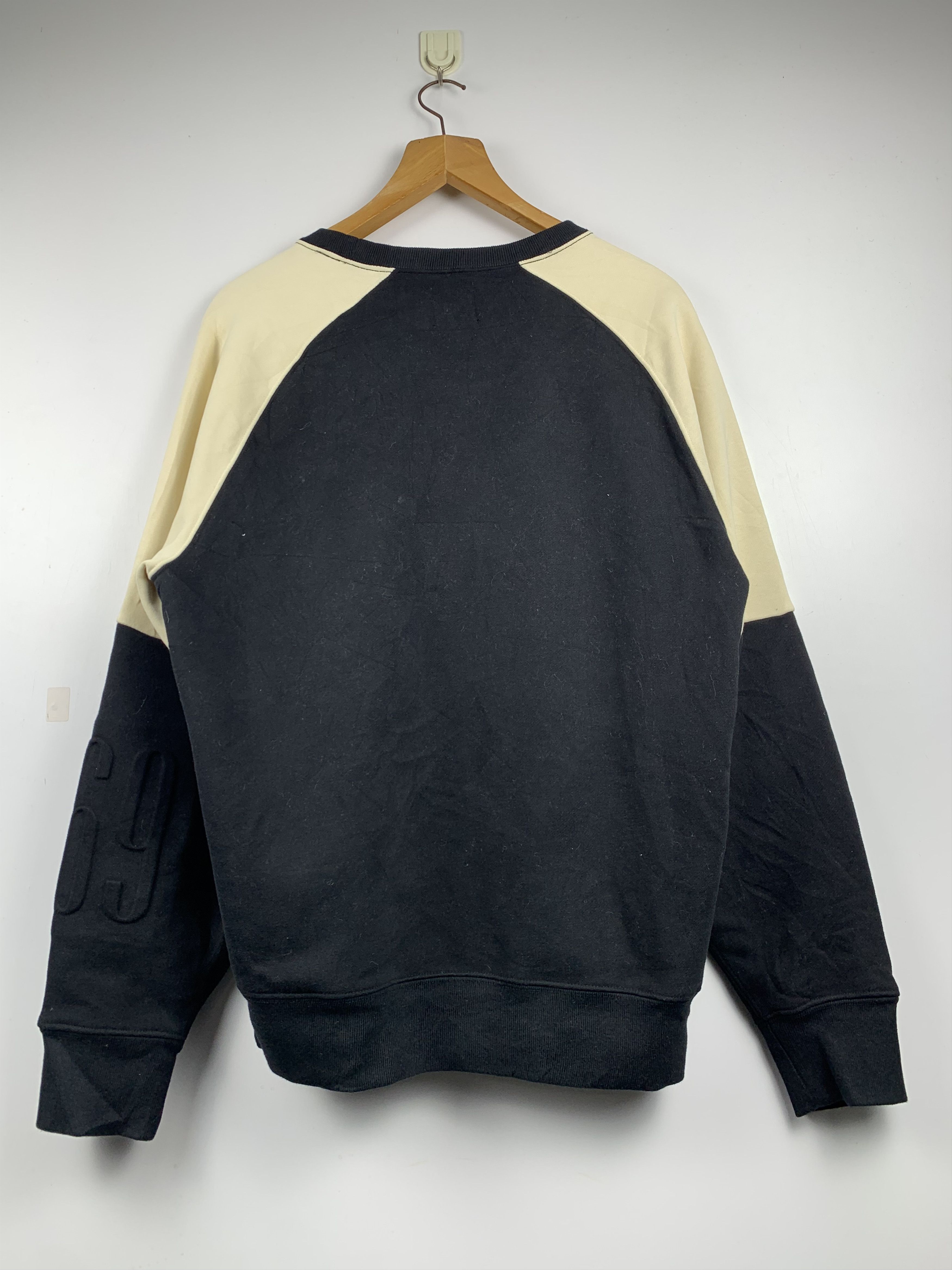 Gap × Vintage Vintage Gap Small Logo Crewneck Pullover Sweatshirt Size US M / EU 48-50 / 2 - 3 Thumbnail