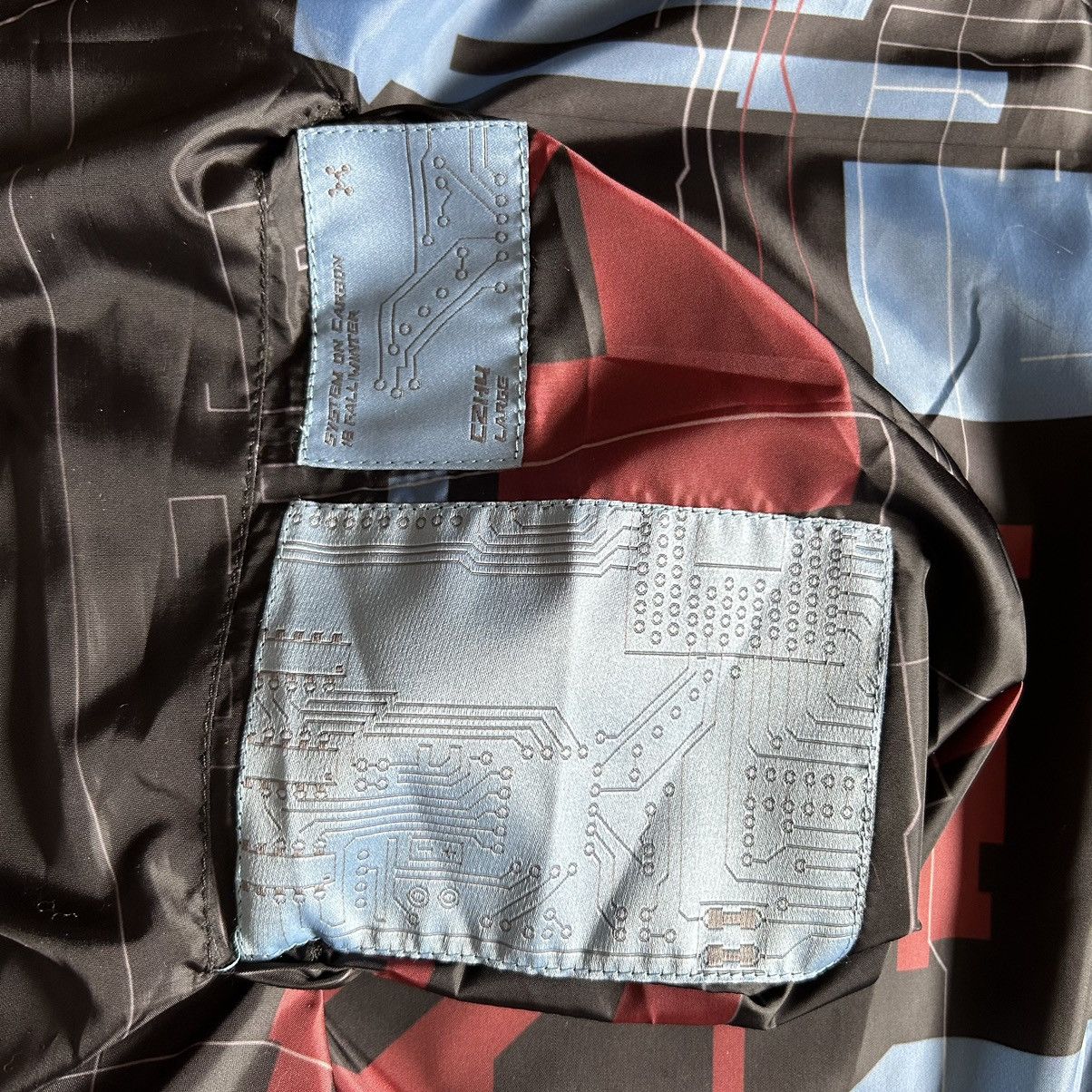 C2H4 SYSTEM ON CARBON REVERSiBLE USER iNTERFACE DOWN PUFFER VEST Size US L / EU 52-54 / 3 - 13 Thumbnail