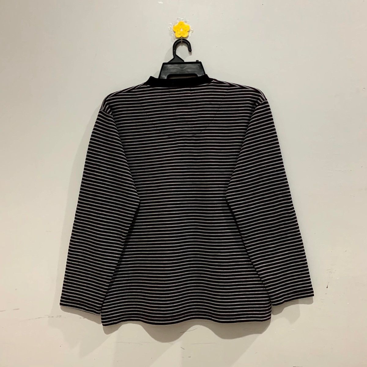Japanese Brand × Vintage VALENTINO VASARI Long Sleeve T-Shirt Size M Size US L / EU 52-54 / 3 - 7 Thumbnail