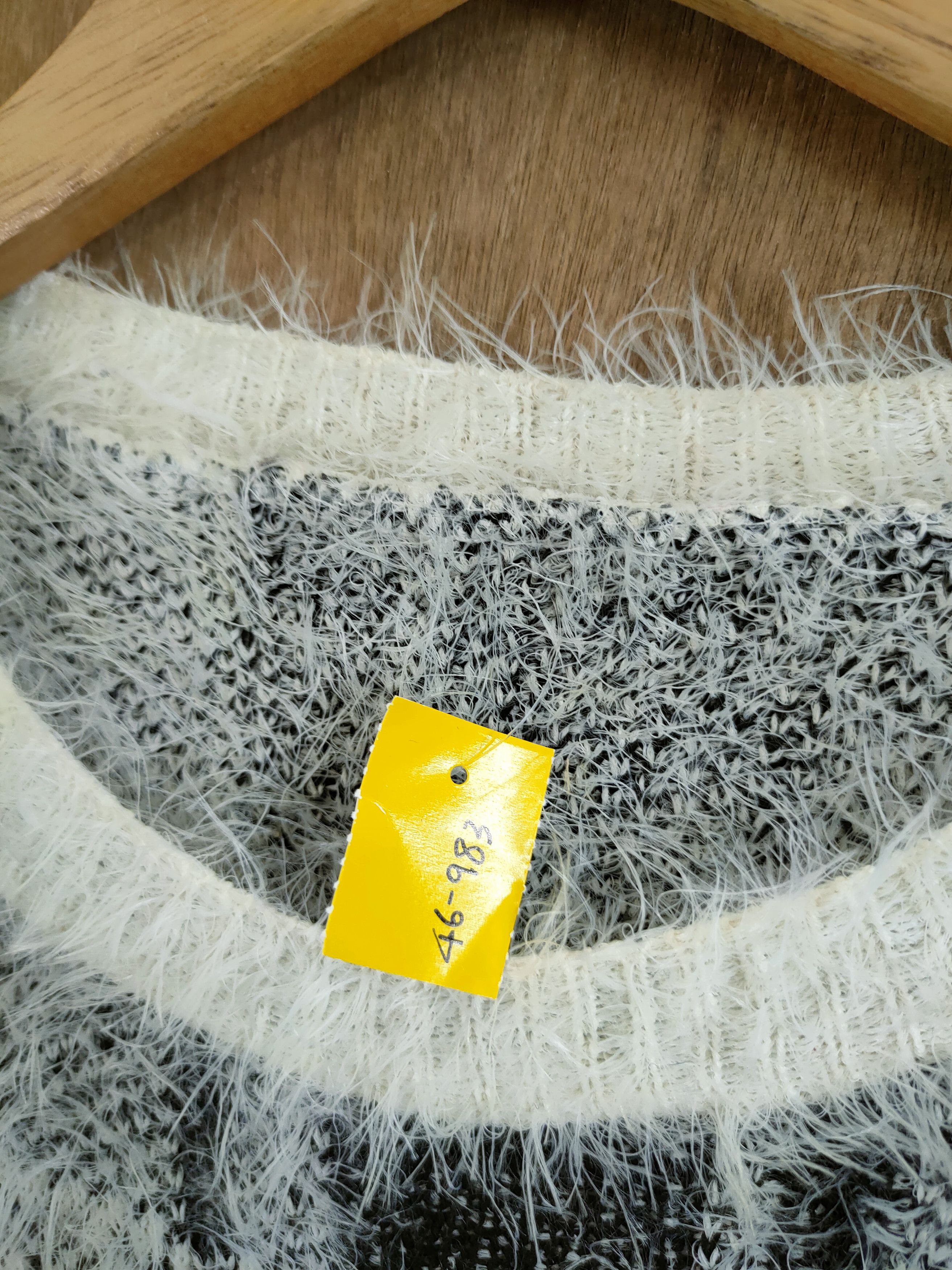 Aran Isles Knitwear D Japan Checkered mohair shaggy fur knitwear #46-983 Size US S / EU 44-46 / 1 - 4 Thumbnail