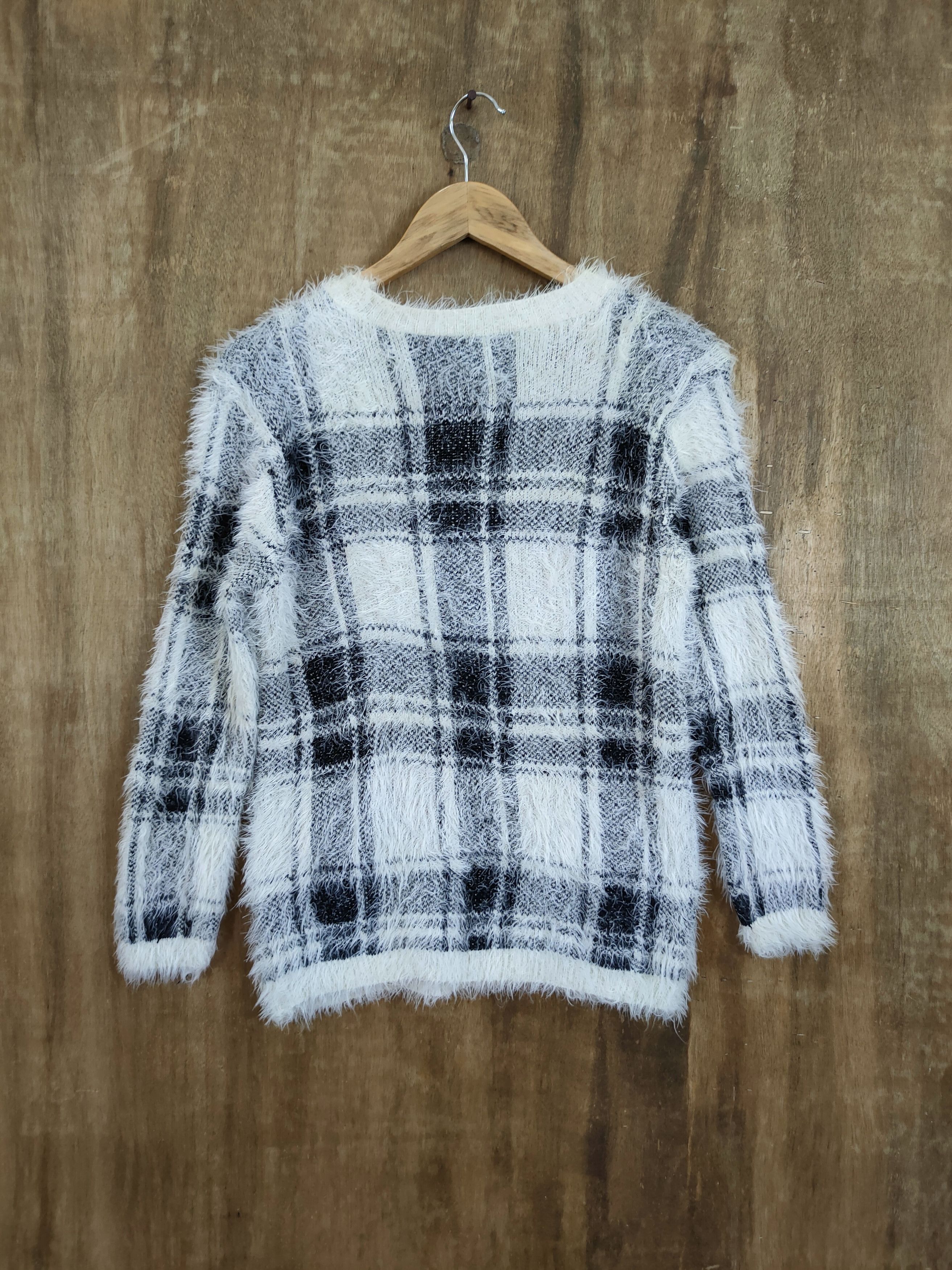 Aran Isles Knitwear D Japan Checkered mohair shaggy fur knitwear #46-983 Size US S / EU 44-46 / 1 - 10 Thumbnail