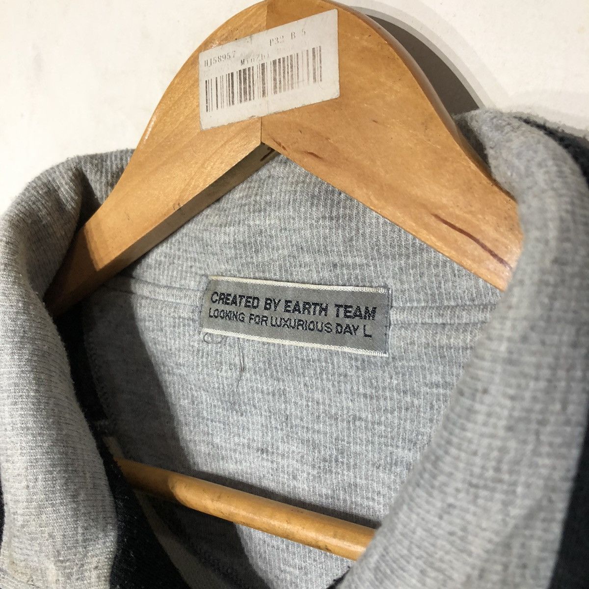 Japanese Brand EARTH TEAM SPORTS HALF ZIPPER SWEATSHIRT Size US L / EU 52-54 / 3 - 9 Thumbnail