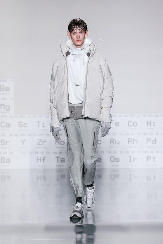 C2H4 × Chemist Creations 2018 BOXY DROP SHOULDER DOWN PUFFER WORK COAT JACKET Size US L / EU 52-54 / 3 - 23 Thumbnail