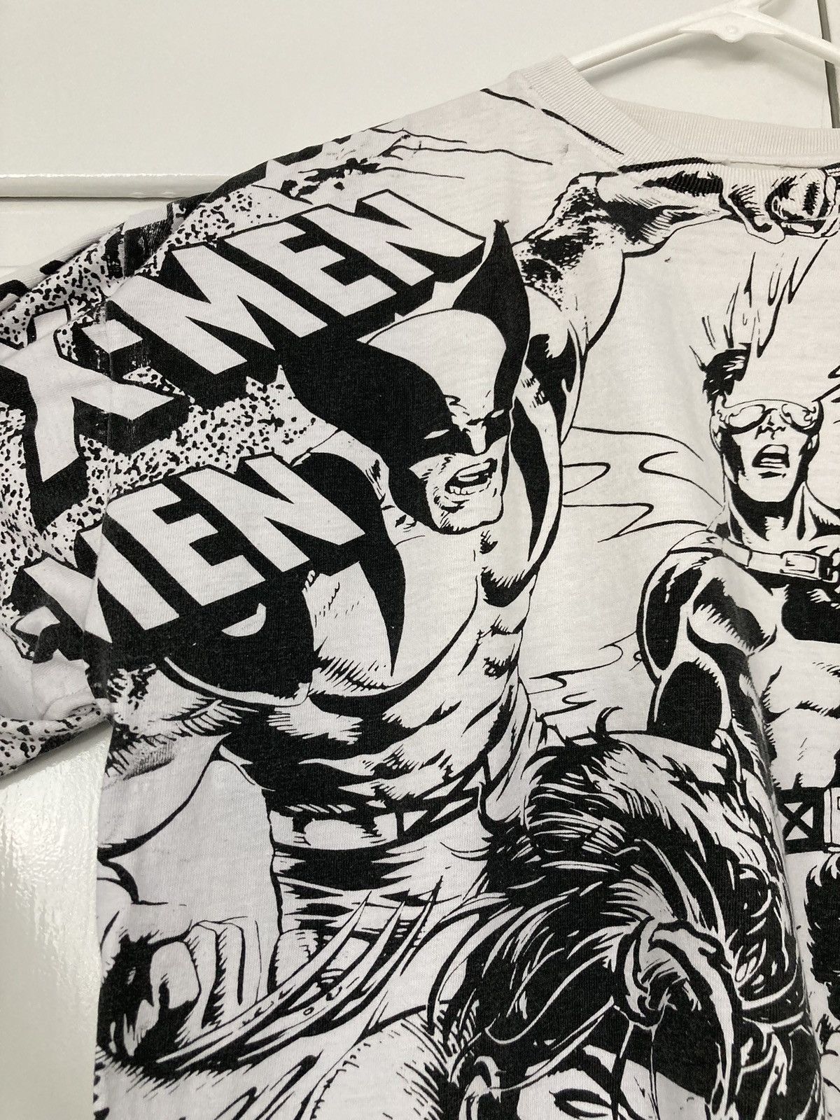 Marvel Comics X-MEN ‘93 SHIRT MARVEL COMICS Vintage 90S ALL OVER WOLVERINE Size US XL / EU 56 / 4 - 3 Thumbnail