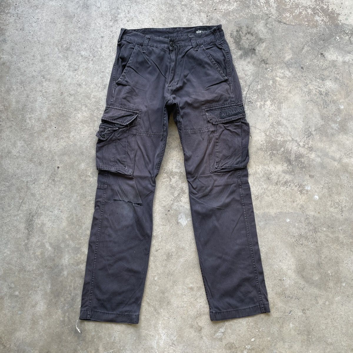 Alpha Industries Vtg ALPHA INDUSTRIES Faded Multipocket Tactical Cargo Pants Size US 29 - 1 Thumbnail