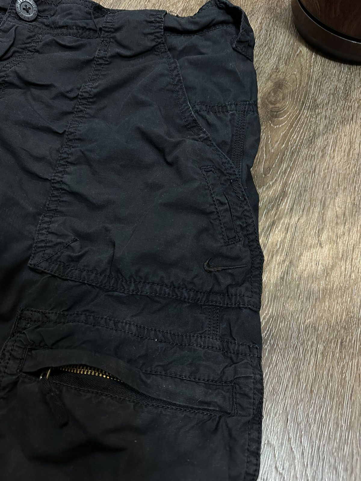 Nike × Vintage Vintage Nike Multi Pocket Cargo Shorts Y2K Size US 34 / EU 50 - 4 Thumbnail