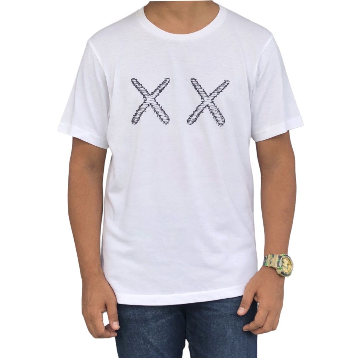 Kaws × Uniqlo KAWS x Uniqlo UT SS16 White Tee Size US L / EU 52-54 / 3 - 4 Thumbnail