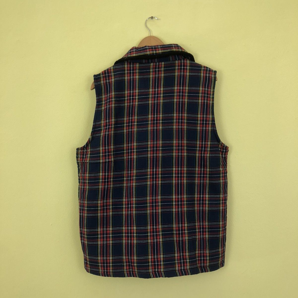 Japanese Brand UN JARDIN EN PLUS PARIS Sleeveless Tank Top Tartan Design Size US M / EU 48-50 / 2 - 5 Thumbnail