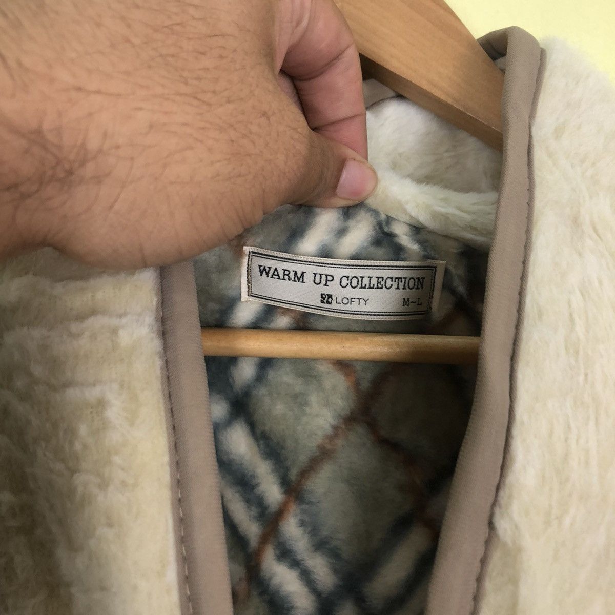 Japanese Brand Mink Fur Vest Japanese Brand Warm Up Collections M~L Size US M / EU 48-50 / 2 - 6 Thumbnail