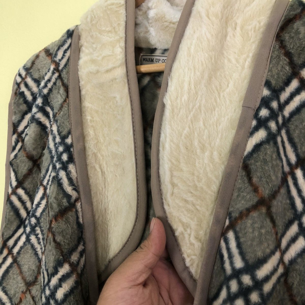 Japanese Brand Mink Fur Vest Japanese Brand Warm Up Collections M~L Size US M / EU 48-50 / 2 - 8 Thumbnail