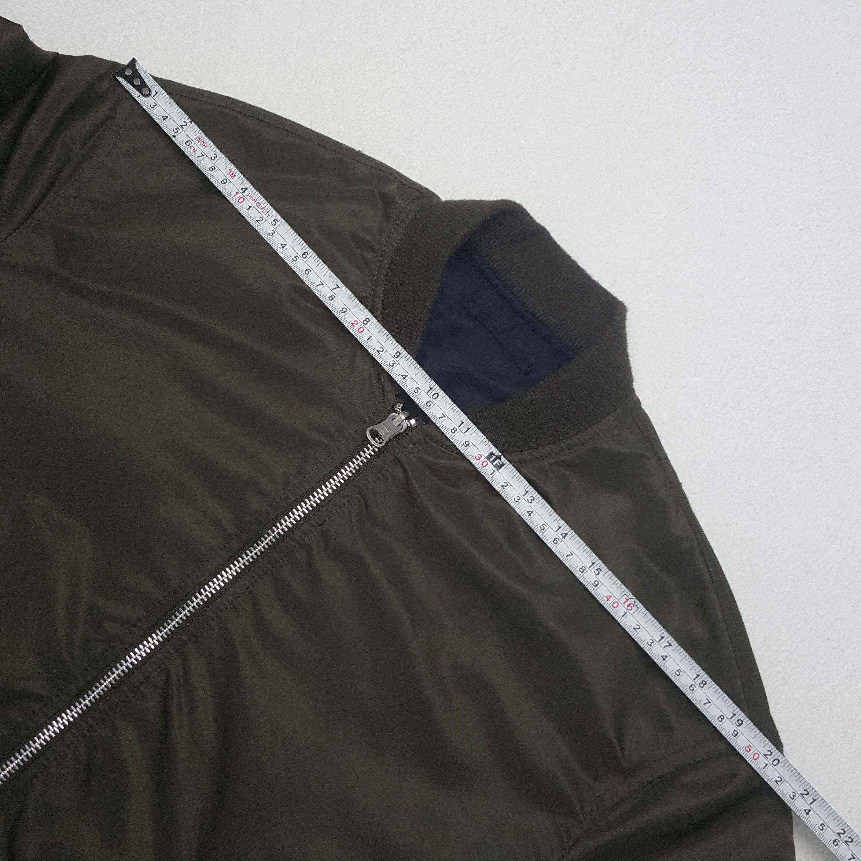 Undercover × Uniqlo Vintage Uniqlo x Undercover Custom Art Bombers Jacket Size US L / EU 52-54 / 3 - 6 Thumbnail