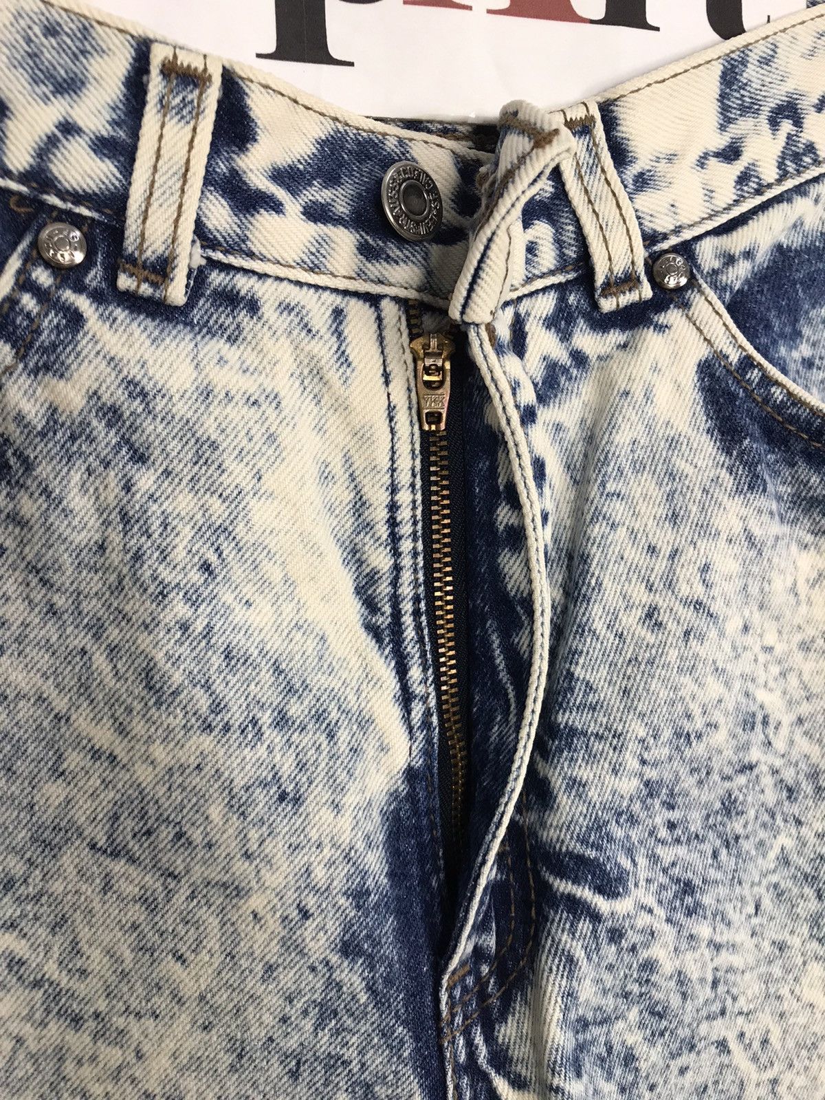 Levi's × Vintage Vintage Levi’s Stone Wash Loose Fit Design Size US 27 - 9 Thumbnail