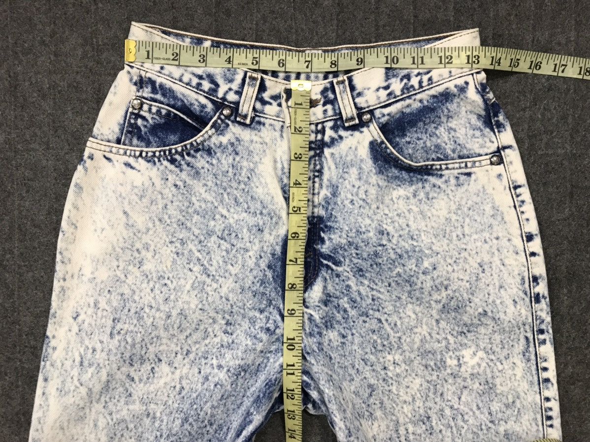 Levi's × Vintage Vintage Levi’s Stone Wash Loose Fit Design Size US 27 - 17 Thumbnail