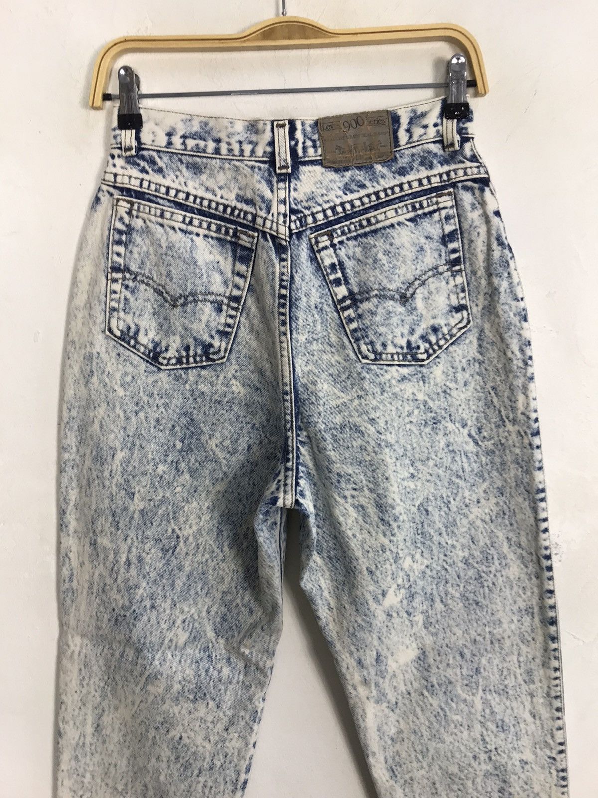 Levi's × Vintage Vintage Levi’s Stone Wash Loose Fit Design Size US 27 - 10 Thumbnail