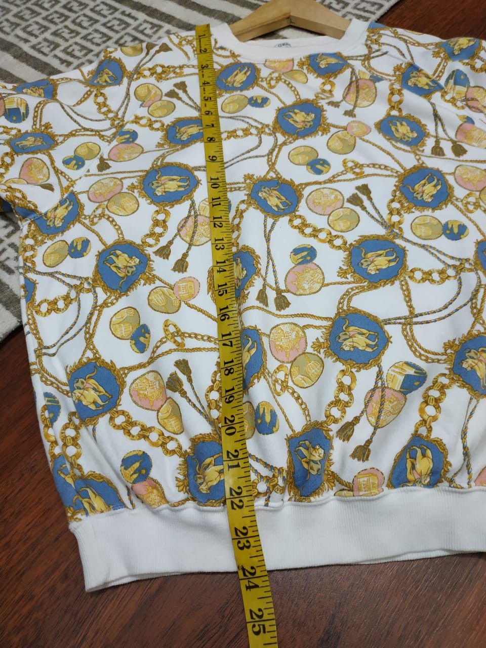 Celine Fit S to M, Vintage Celine Iconic Chain Pattern Size US S / EU 44-46 / 1 - 11 Thumbnail