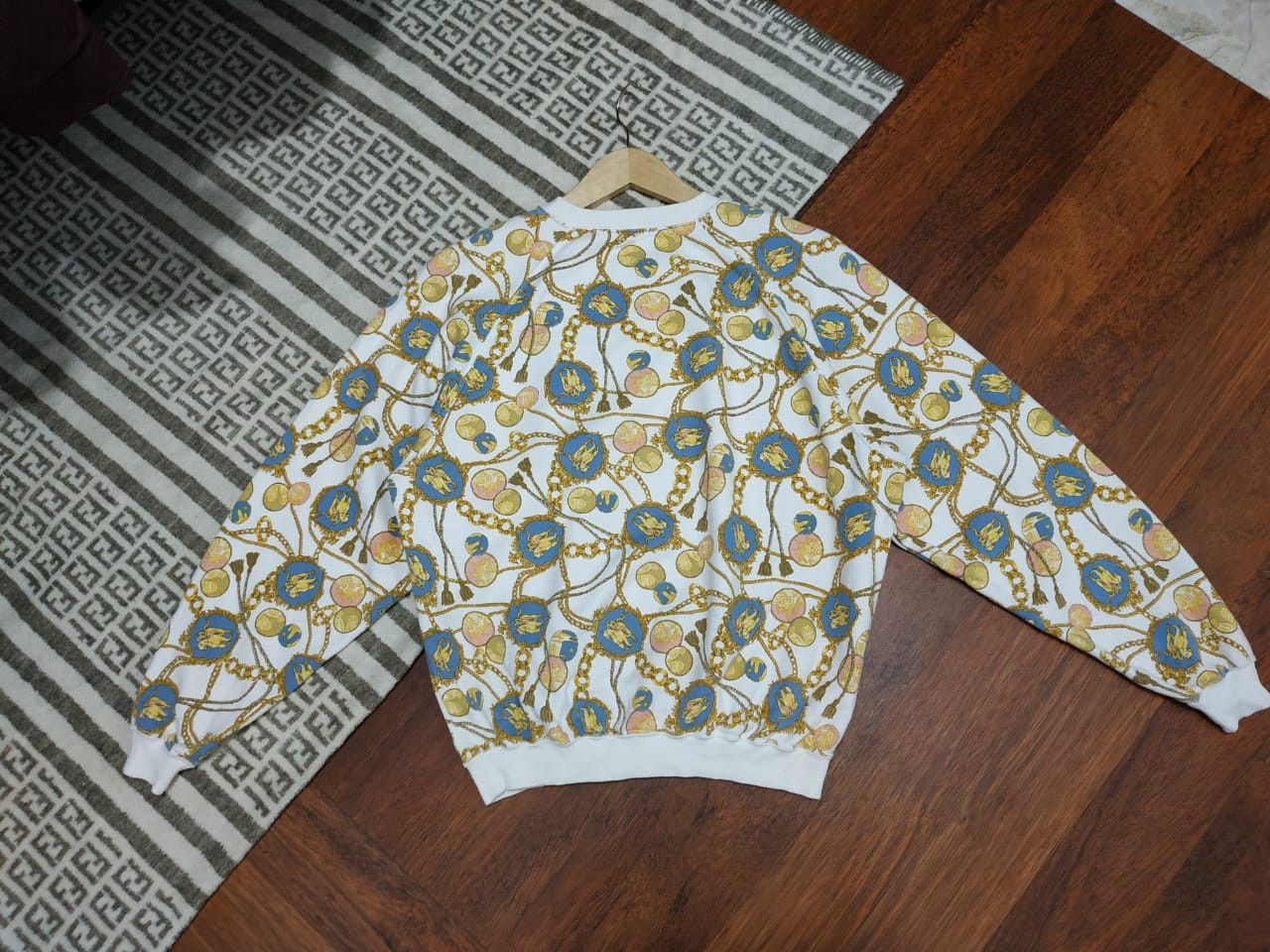 Celine Fit S to M, Vintage Celine Iconic Chain Pattern Size US S / EU 44-46 / 1 - 10 Thumbnail