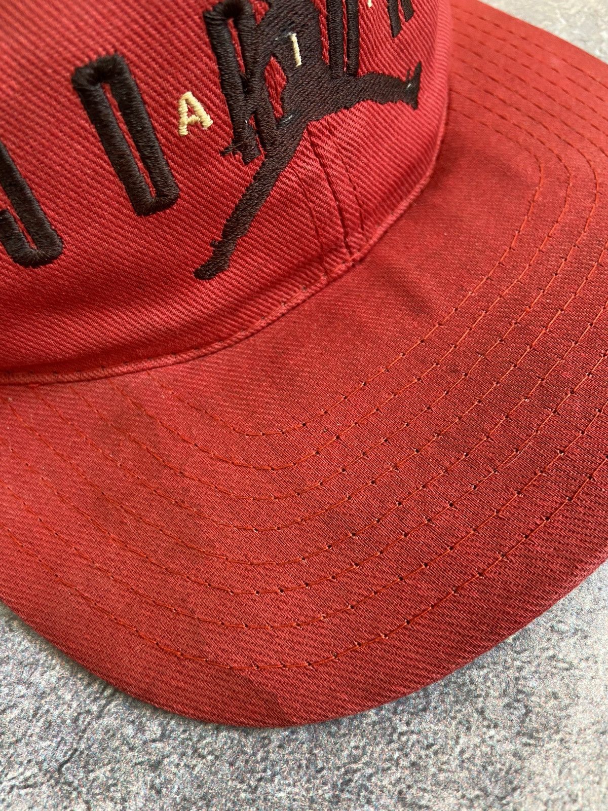 Jordan Brand VINTAGE 80s NIKE AIR JORDAN 23 FADED FULL BASEBALL CAP HAT Size ONE SIZE - 3 Thumbnail