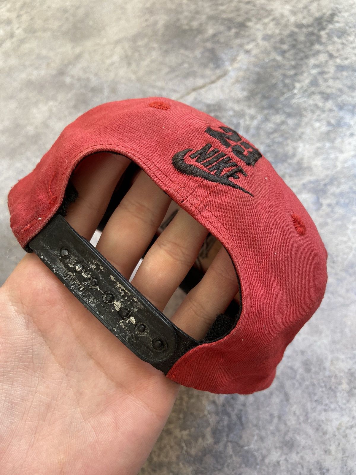 Jordan Brand VINTAGE 80s NIKE AIR JORDAN 23 FADED FULL BASEBALL CAP HAT Size ONE SIZE - 9 Thumbnail