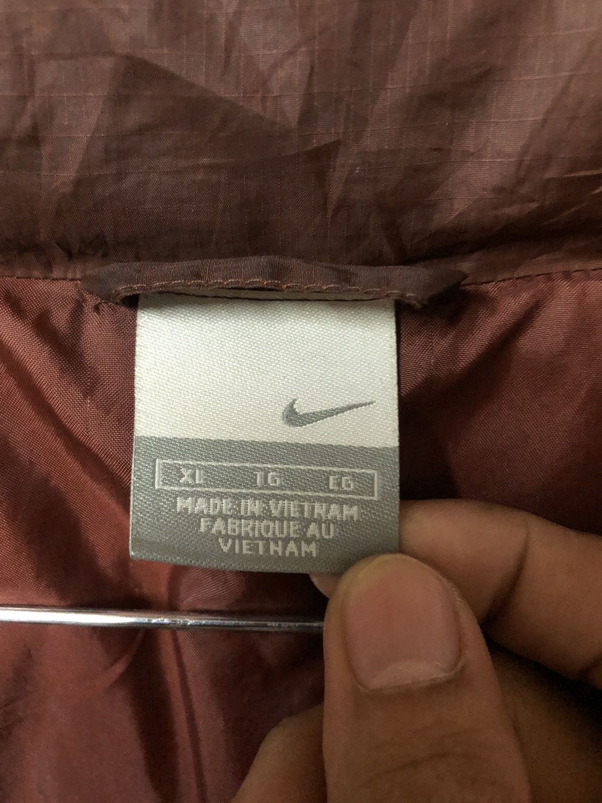 Nike Nike Small Swoosh Embroidery Puffer Jacket Nice Colour Size US XL / EU 56 / 4 - 12 Thumbnail