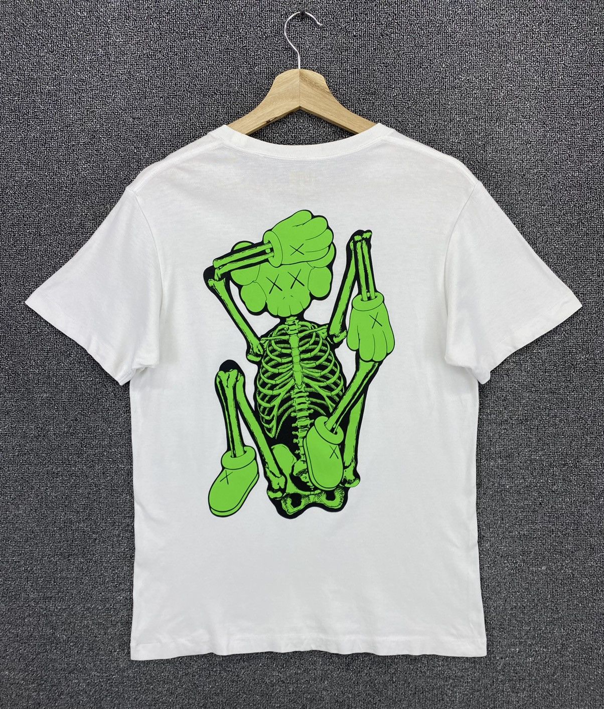 Vintage Kaws Rare Printed Skulls by Uniqlo Tees T Shirts