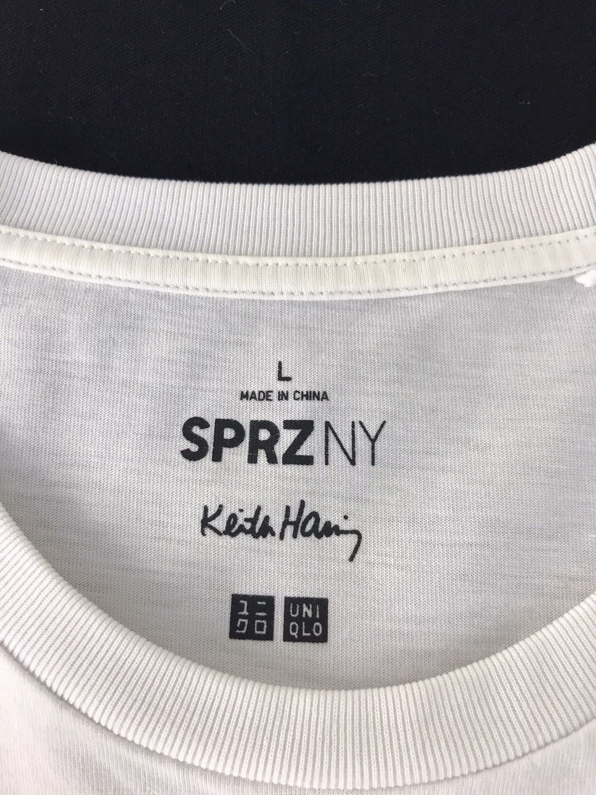 Keith Haring SPRZNY Keith Haring New Drawing Bark Dog Pop Art Design Size US L / EU 52-54 / 3 - 4 Thumbnail