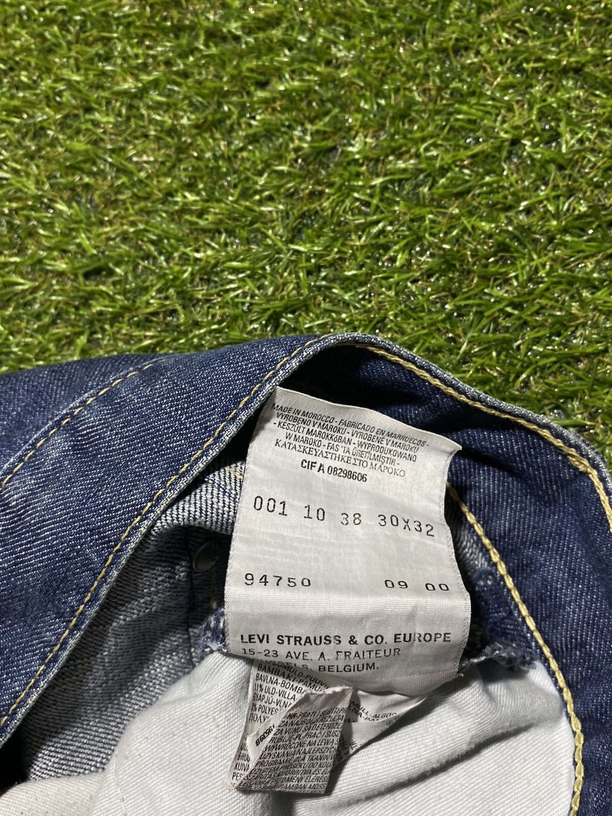 Levi's Vintage 90s Levi’s Engineered jeans denim size 30x32 Size US 30 / EU 46 - 6 Thumbnail