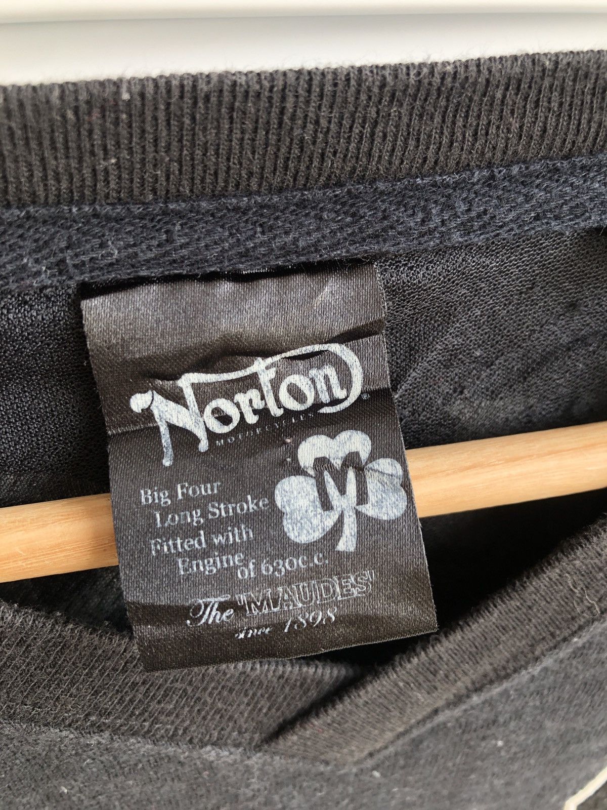 Norton Vintage Norton Racing Chrome Design Hearts Wings Size US M / EU 48-50 / 2 - 6 Thumbnail