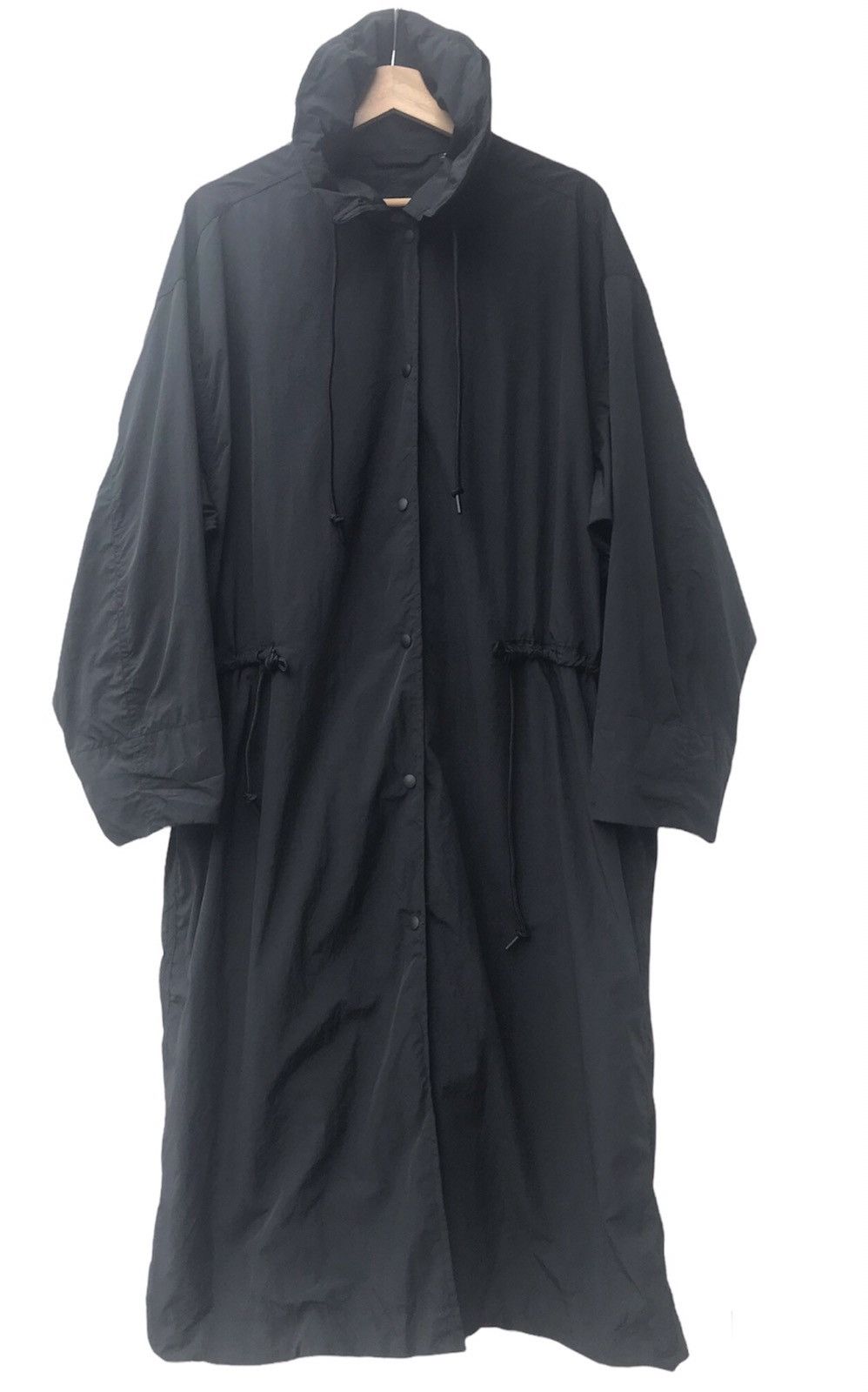 image of Christophe Lemaire x Lemaire Uniqlo U Nylon Long Jacket in Black, Men's (Size Medium)