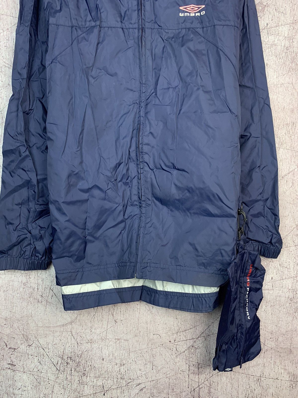Umbro Umbro Vintage Mens Nylon Light Jacket Size US S / EU 44-46 / 1 - 3 Thumbnail