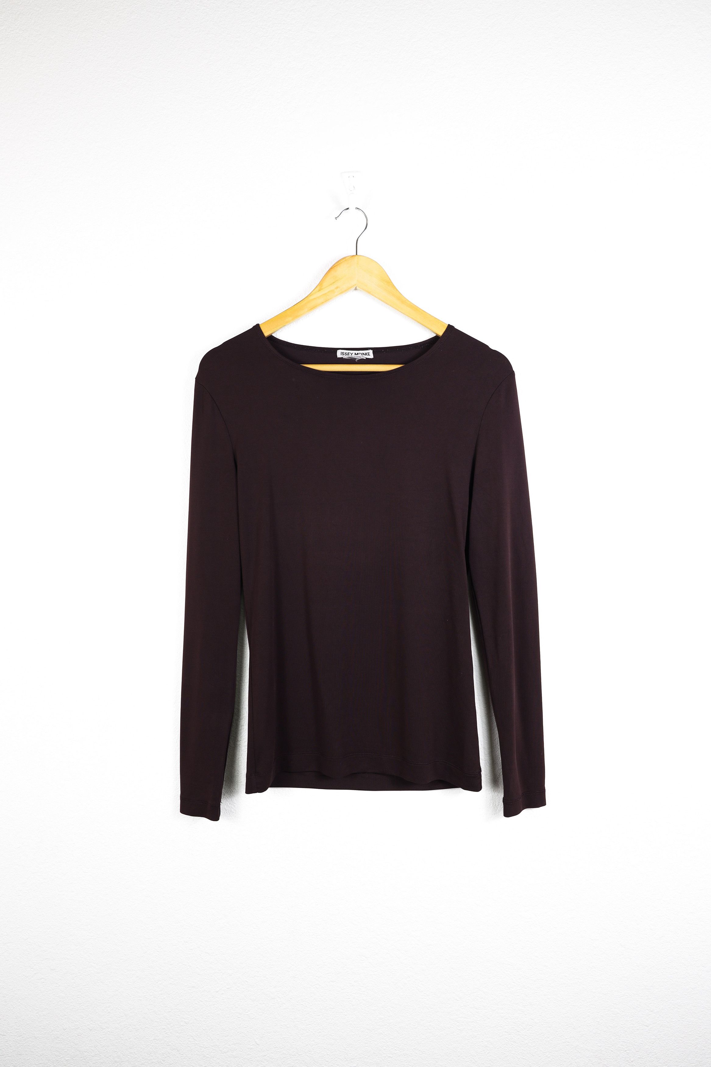 Issey Miyake Vintage Issey Miyake Dark Burgundy Long Sleeve T-shirt Tee Size M / US 6-8 / IT 42-44 - 1 Thumbnail