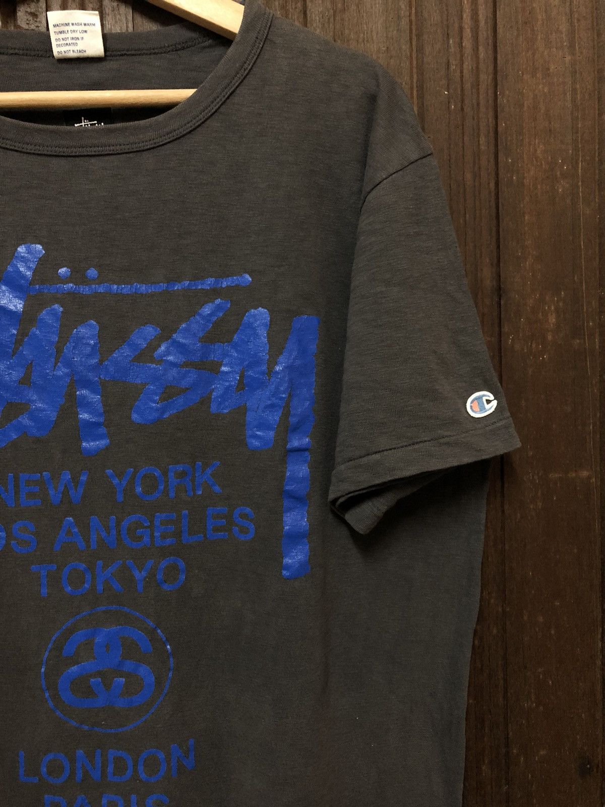 Champion × Stussy × Vintage Vintage Stussy X Champion Spellout Very Rare Tee Shirt Size US XL / EU 56 / 4 - 3 Thumbnail