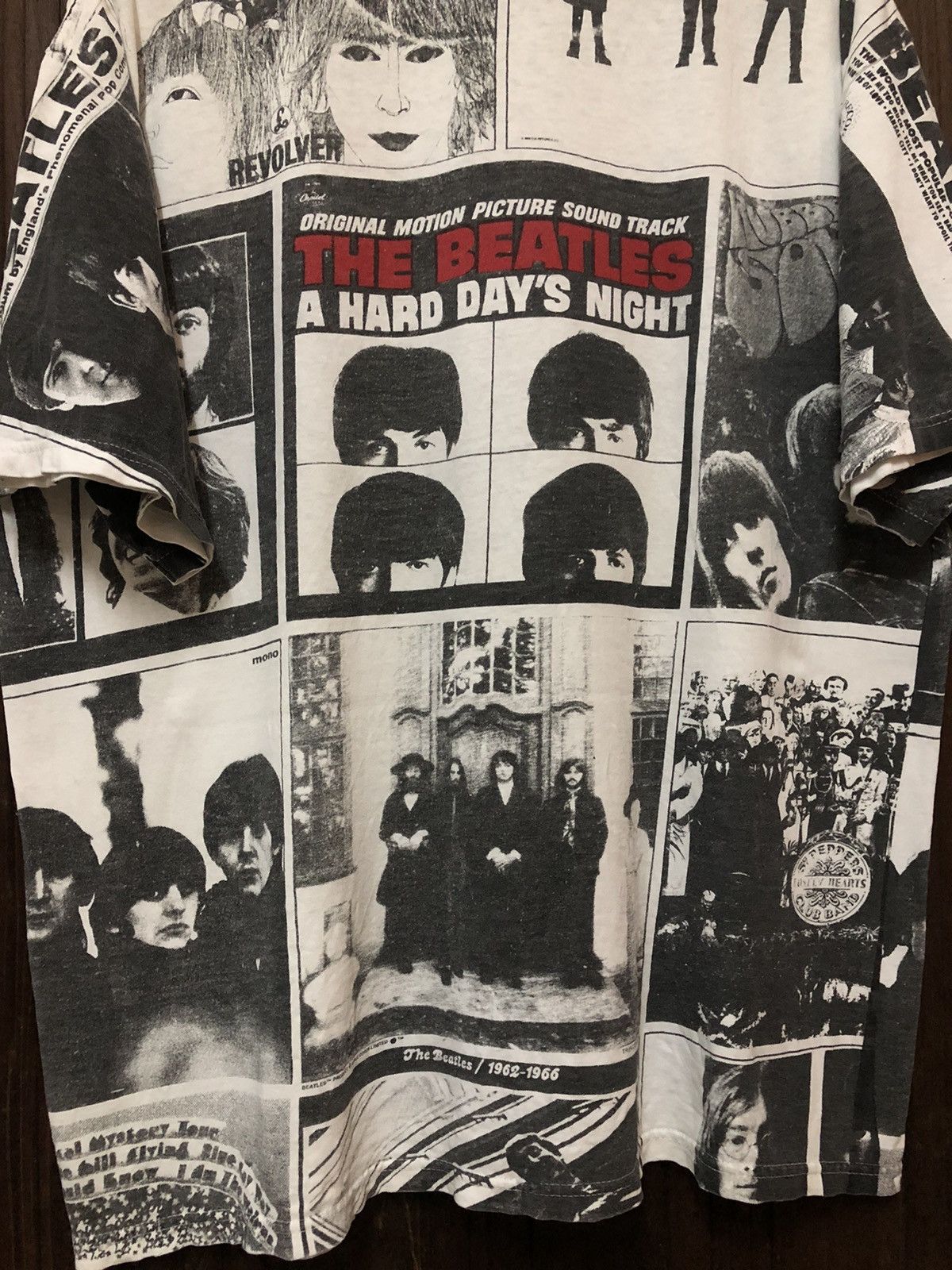 Band Tees × Vintage Vintage 90s The Beatles Rock Band Over Full Print Tee Shirt Size US XL / EU 56 / 4 - 16 Thumbnail