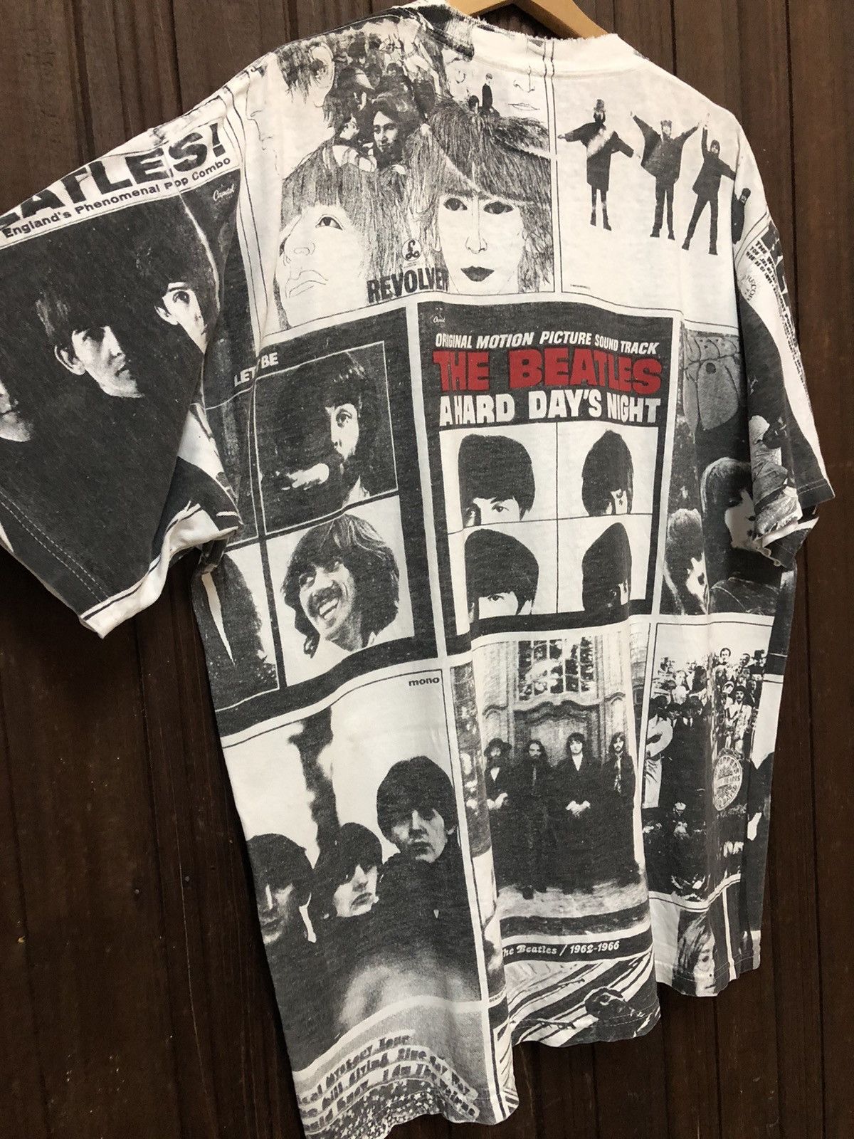 Band Tees × Vintage Vintage 90s The Beatles Rock Band Over Full Print Tee Shirt Size US XL / EU 56 / 4 - 17 Thumbnail