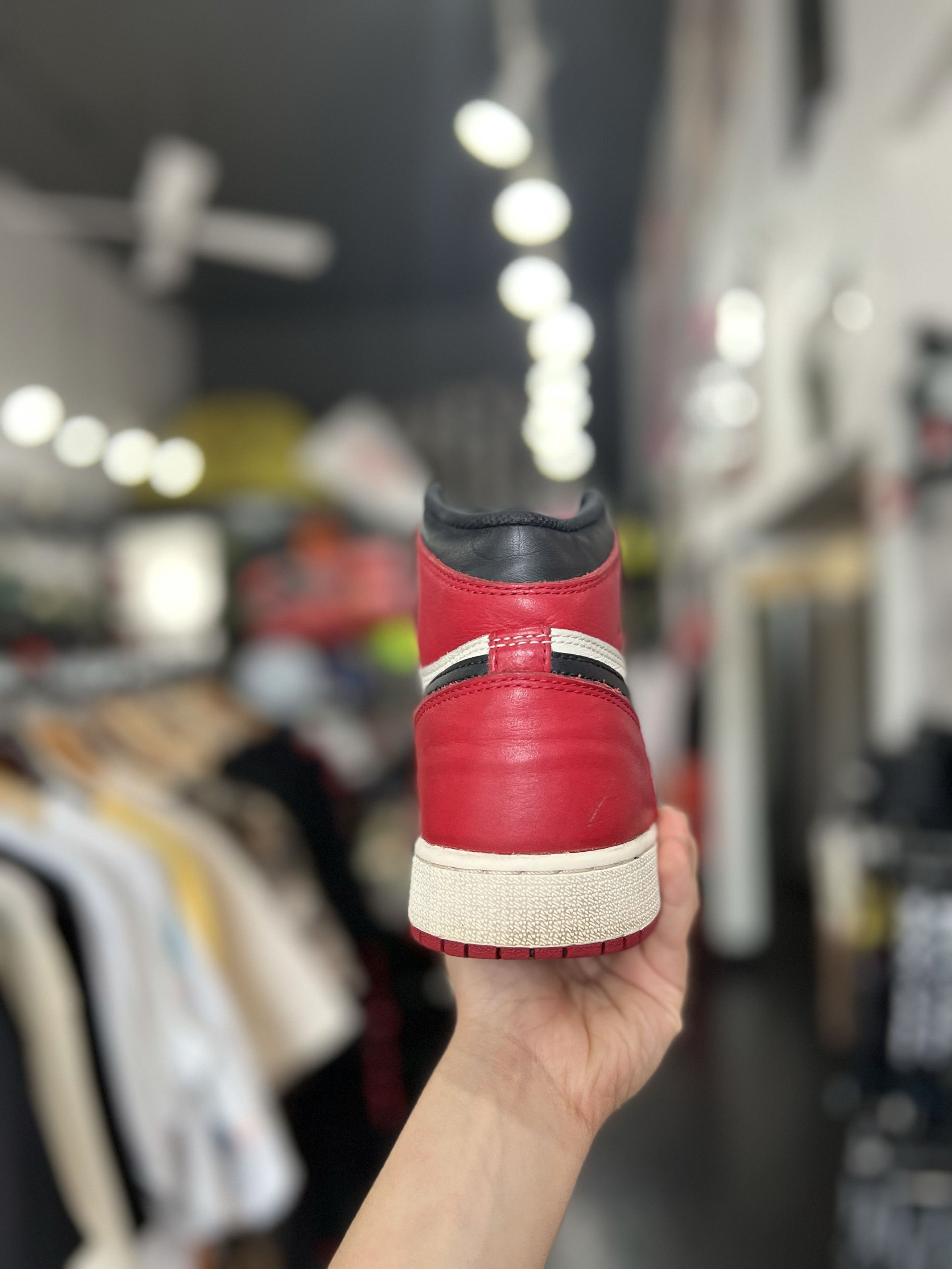 Jordan Brand Jordan 1 Bred Toe sz. 7Y Size US 7 / EU 40 - 4 Thumbnail