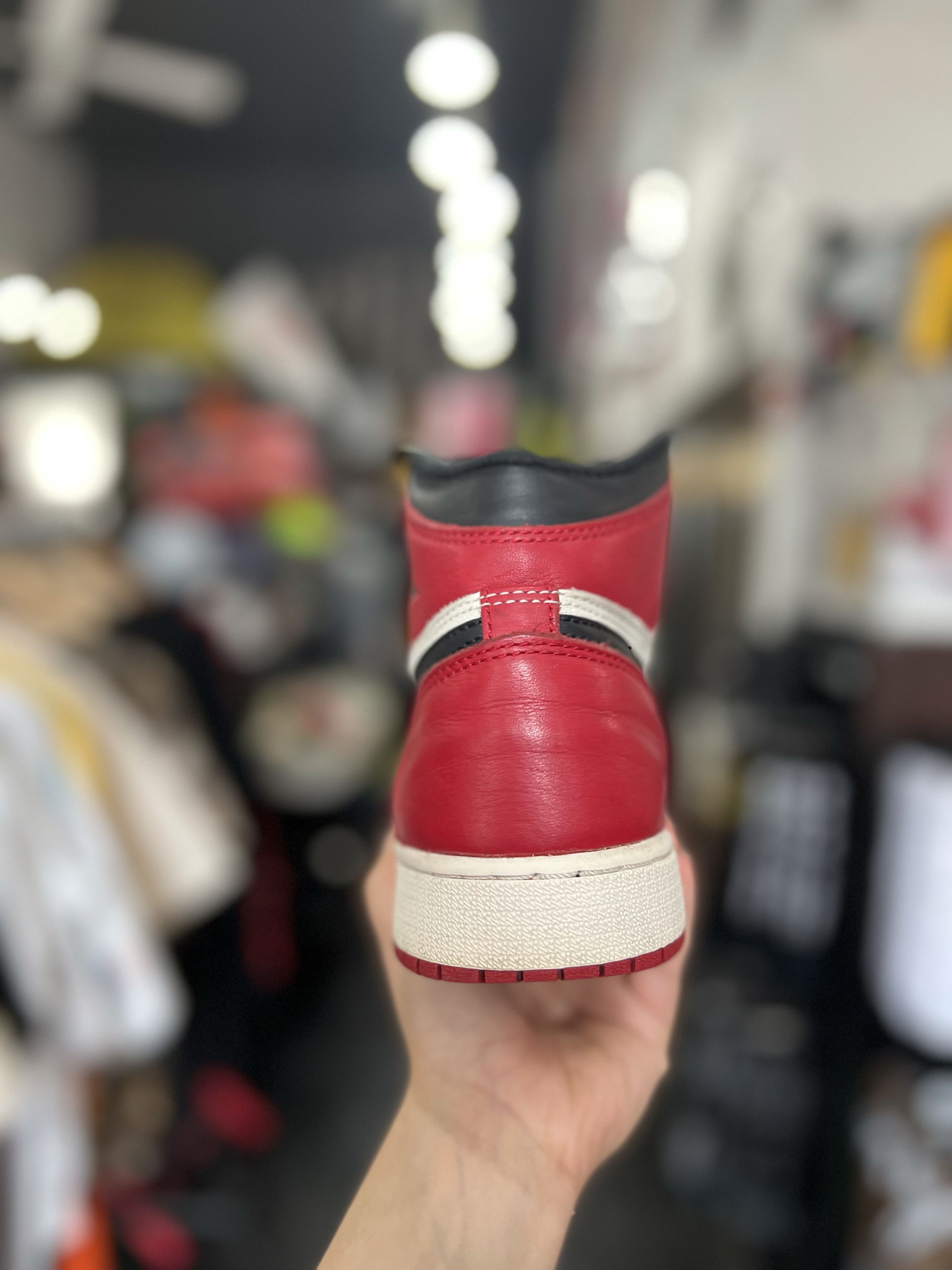 Jordan Brand Jordan 1 Bred Toe sz. 7Y Size US 7 / EU 40 - 9 Thumbnail