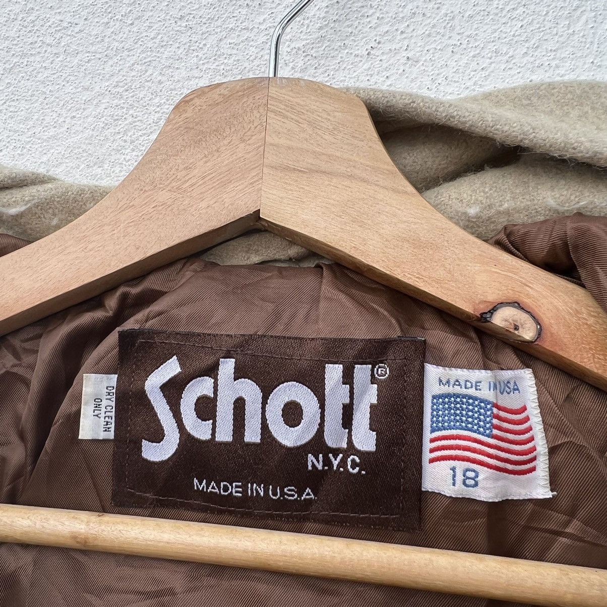 Schott VINTAGE SCHOTT JACKET MADE IN USA Size US M / EU 48-50 / 2 - 14 Thumbnail