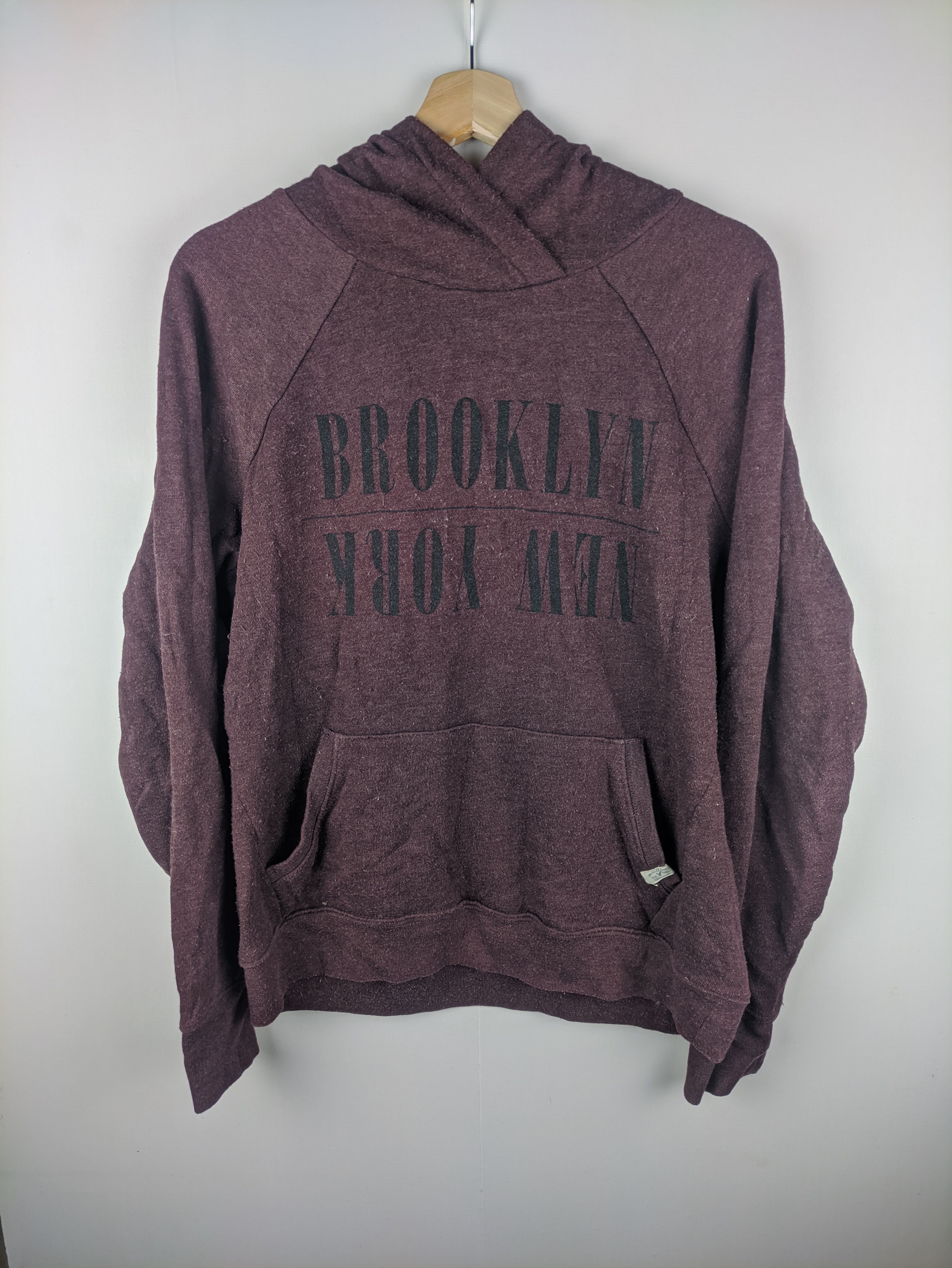 image of Vintage Stealshoodie Pullover By American Eagle Outfitters in Merlot, Men's (Size Medium)