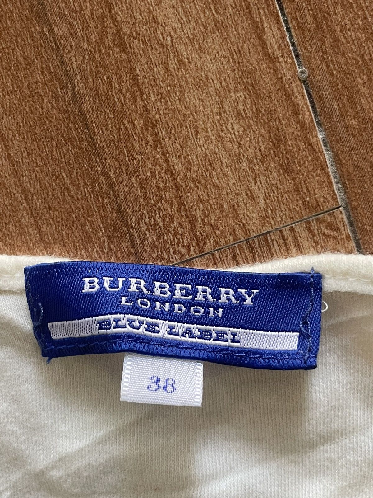 Burberry Burberry Cotton Tshirt Size XS / US 0-2 / IT 36-38 - 5 Thumbnail