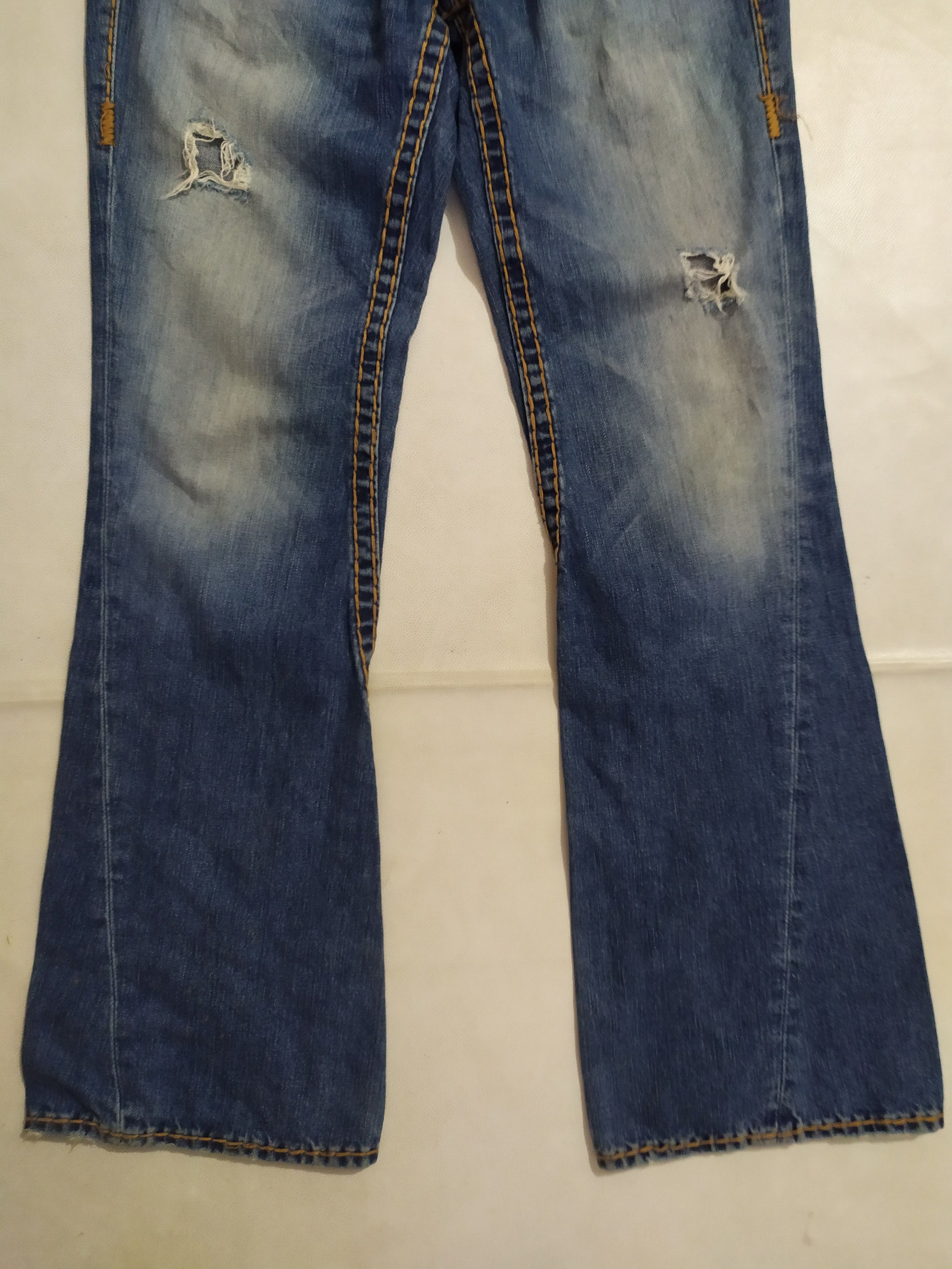 True Religion True Religion Distressed Denim Contrast Stitches Jeans Size US 32 / EU 48 - 12 Thumbnail