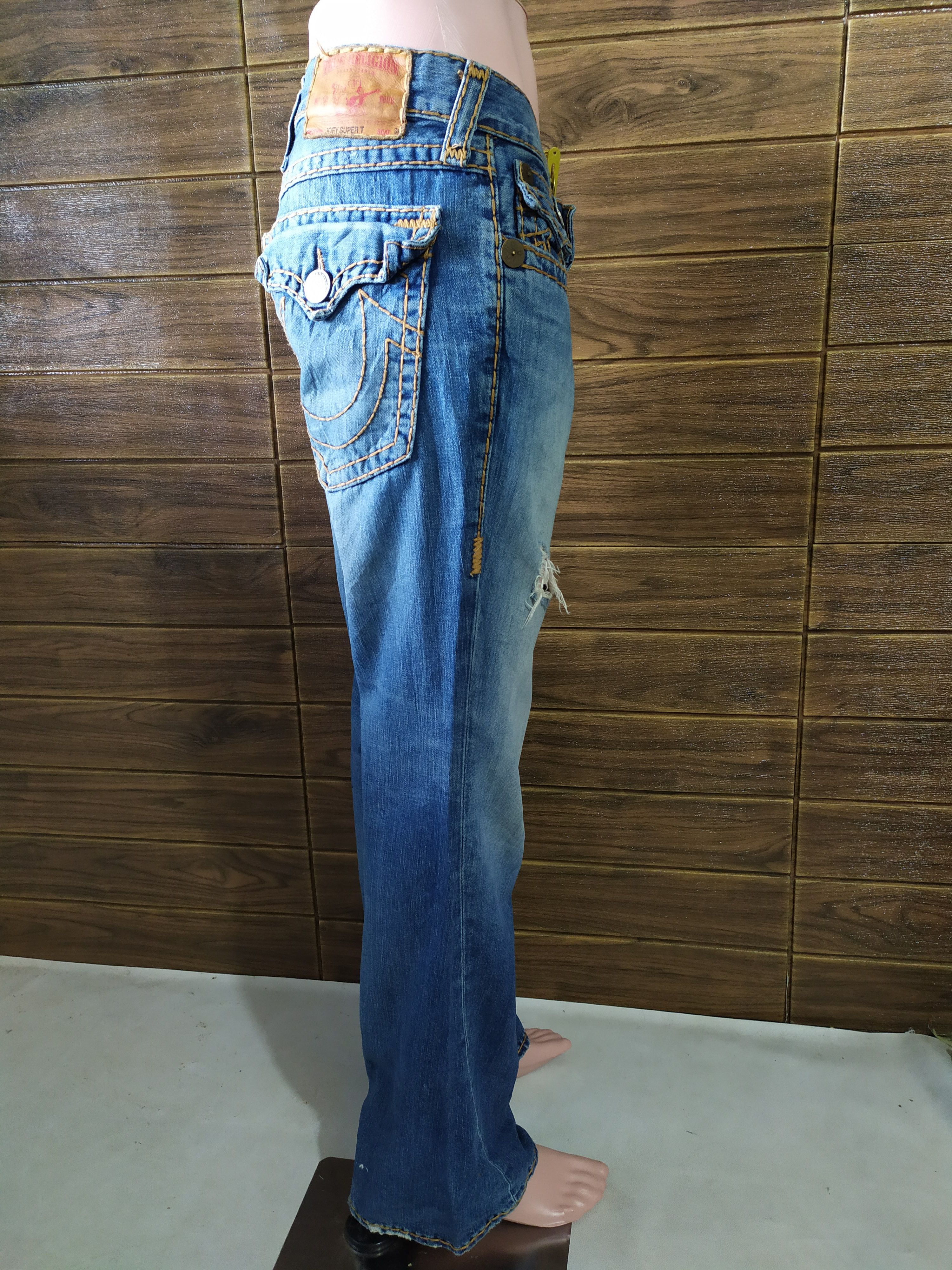 True Religion True Religion Distressed Denim Contrast Stitches Jeans Size US 32 / EU 48 - 3 Thumbnail