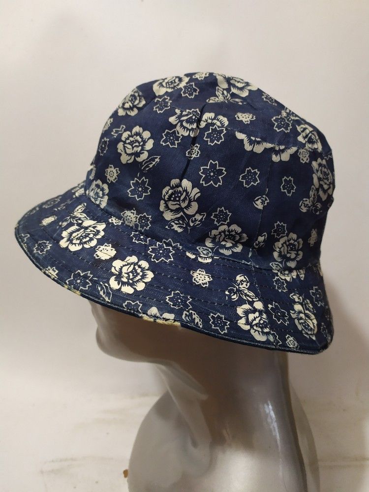 Indigo × Japanese Brand 🔥Japanese Reversible Bucket hats Indigo Floral designs Size ONE SIZE - 10 Thumbnail